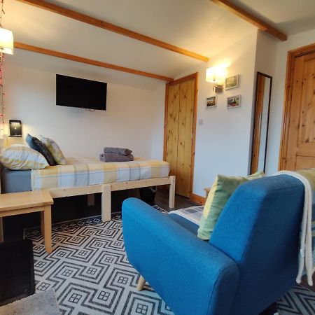 The Cabin 米勒姆 外观 照片
