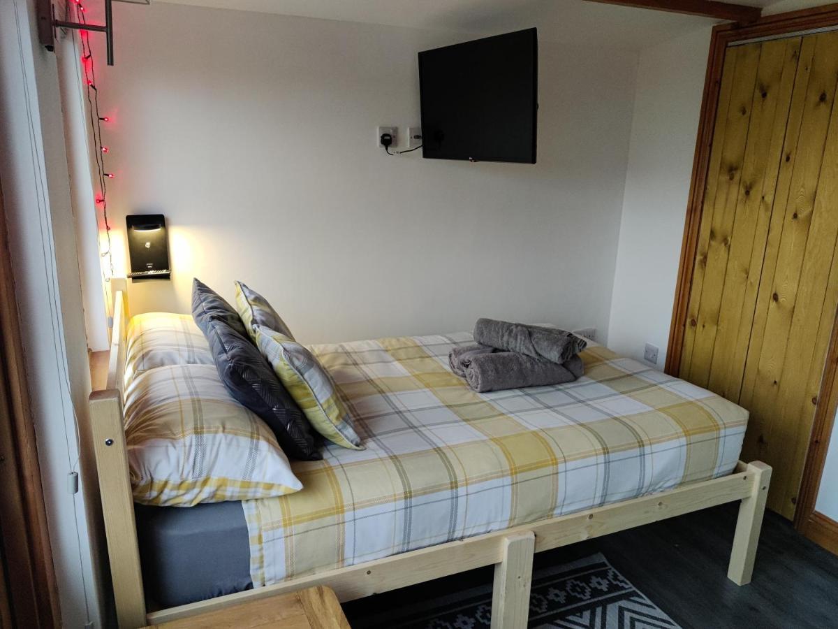 The Cabin 米勒姆 外观 照片